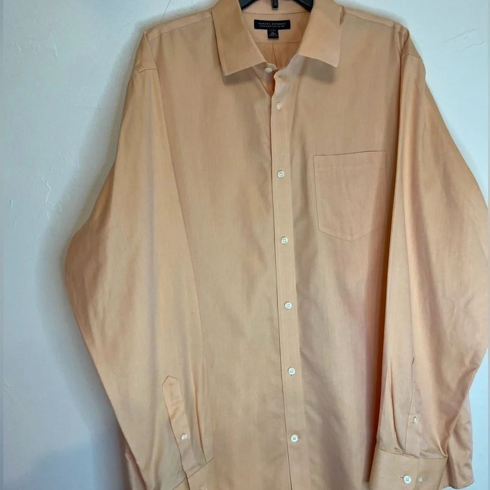 Banana Republic feel free