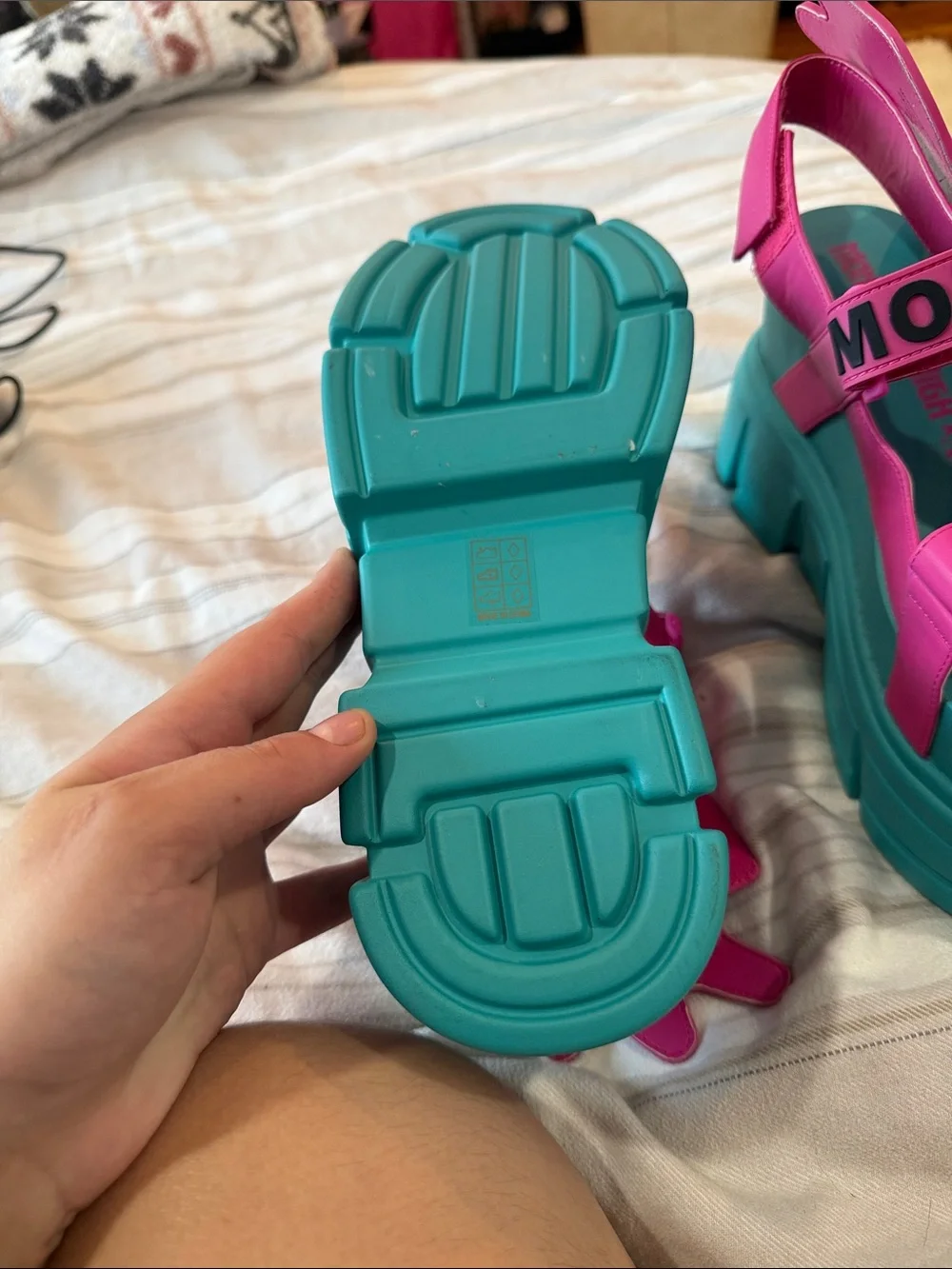 Monster High Lagoona blue Teal and Hot Pink Platform Sandals