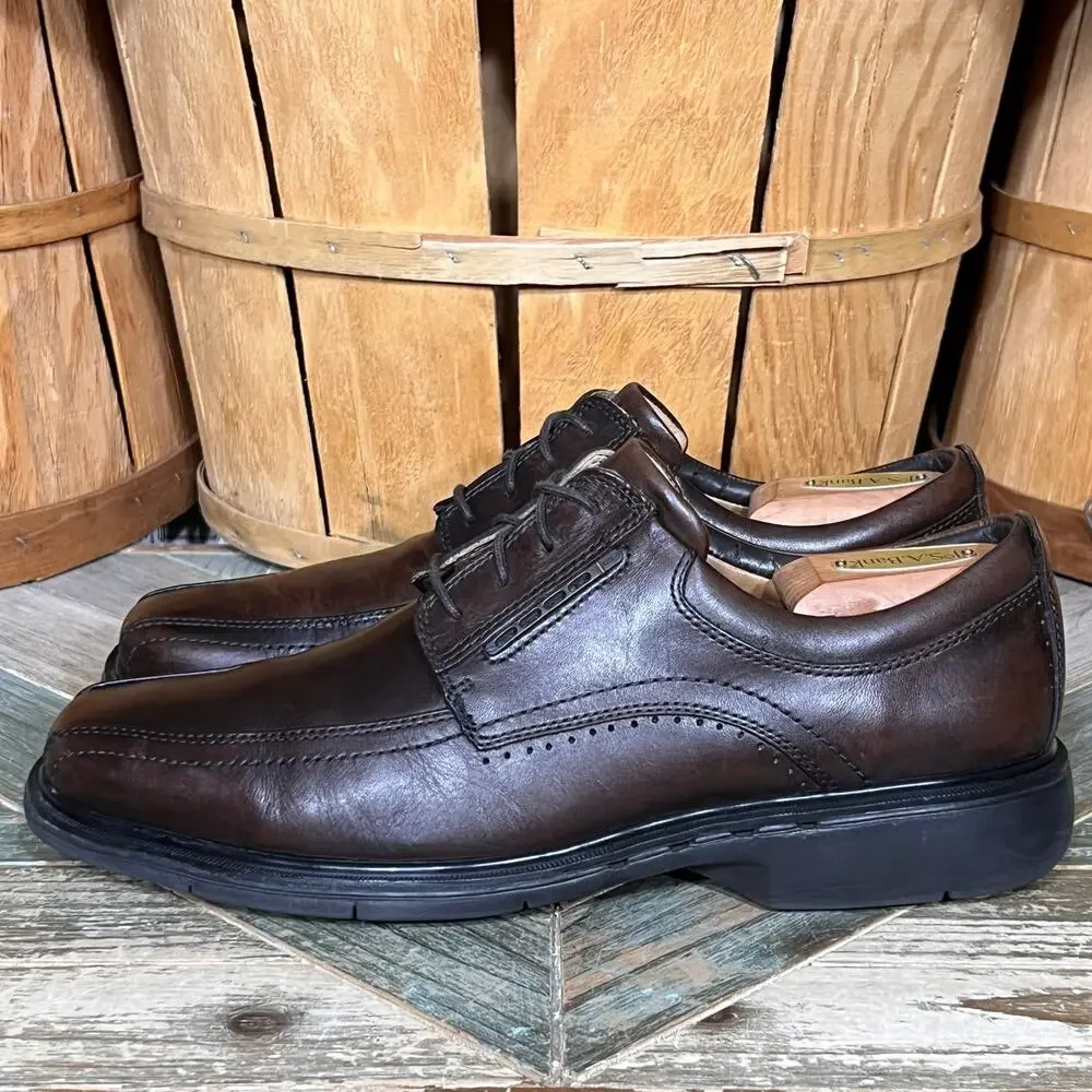 Clarks previously loved