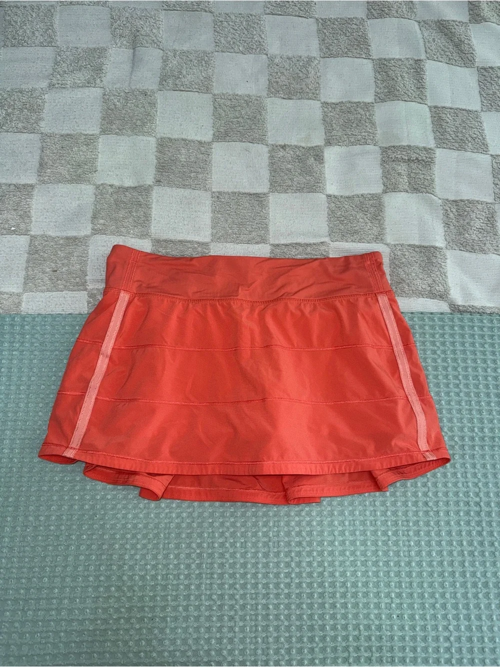 Lululemon Pace Rival Mid-Rise Skirt size 8