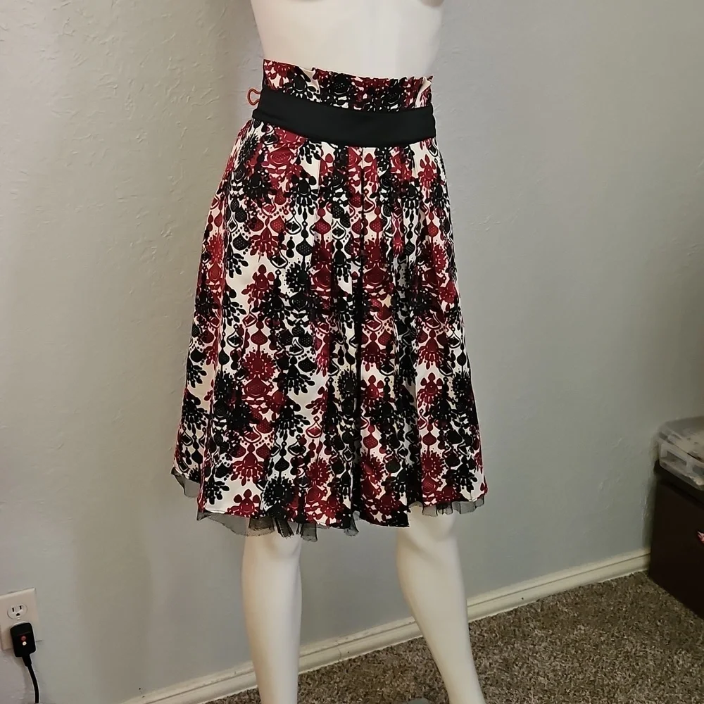 Vtg WORTHINGTON 1990s Floral Pleated Satin A-line Above the Knee Skirt