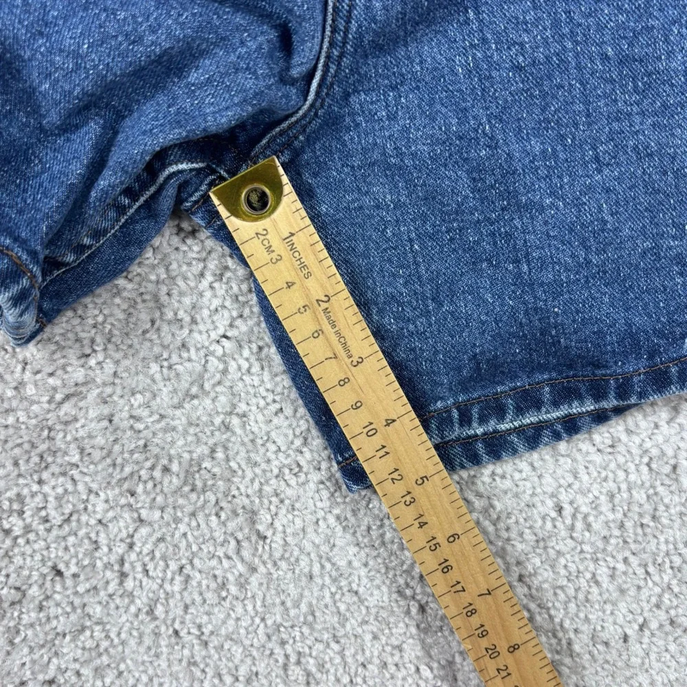Lee measurements waist