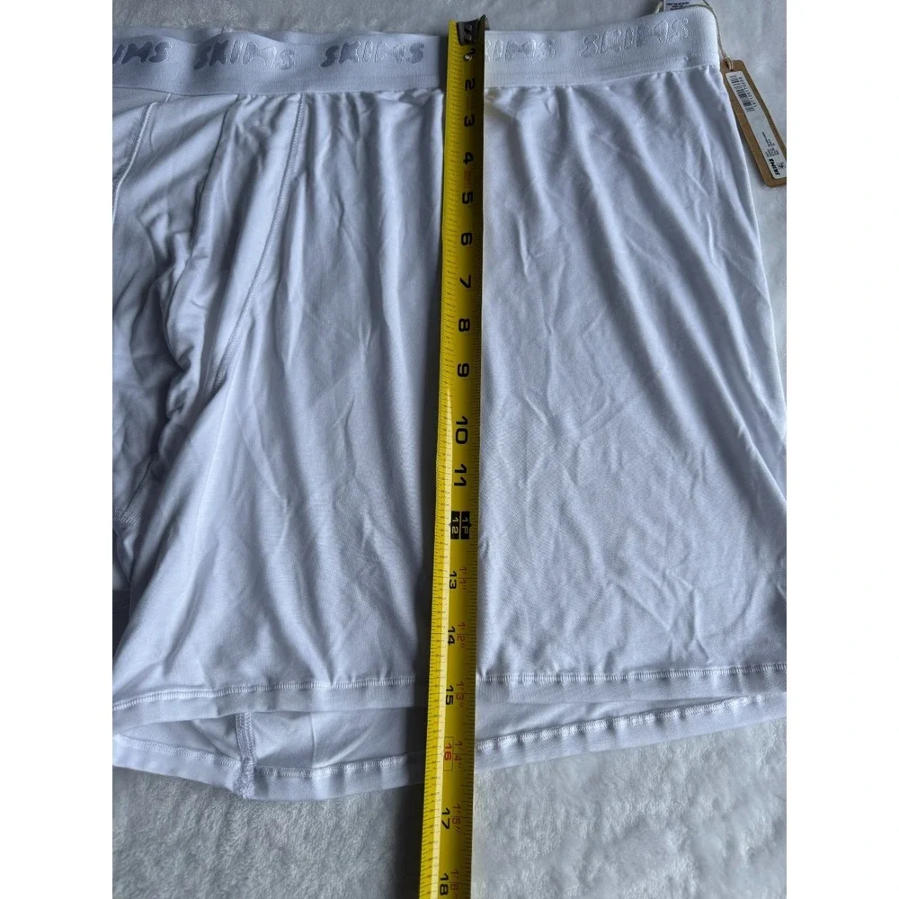 SKIMS brand size
