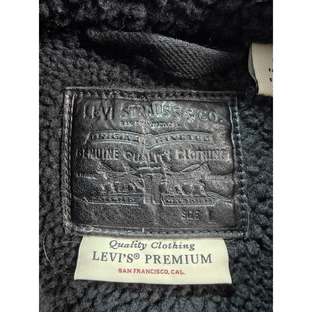 Levis stay warm