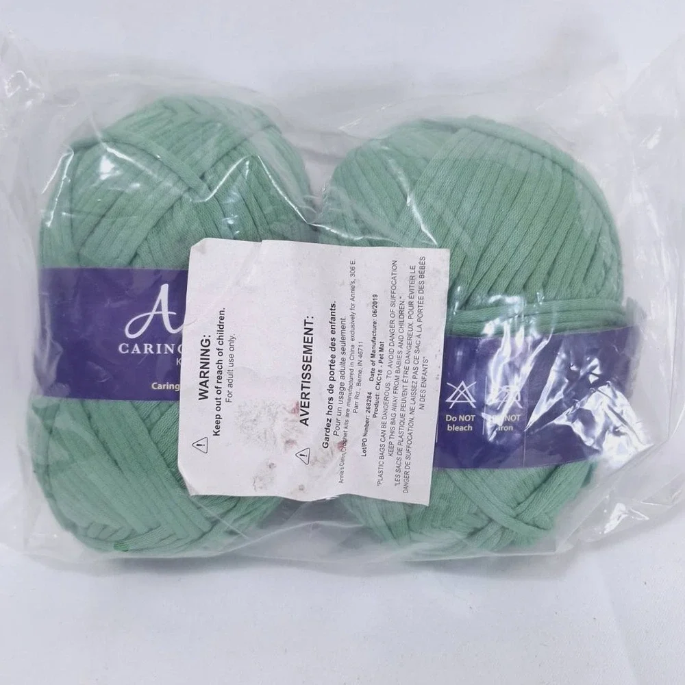 Annie's Crochet Pet Mat Kit‎ Caring Crochet Club Bulky Cotton Nylon Green 6oz