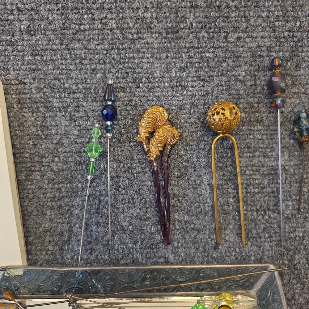 Vtg 31pc‎ Hat Pin Hair Collection Glass Pearl Victorian Artsy W/ Glass Tray Rare