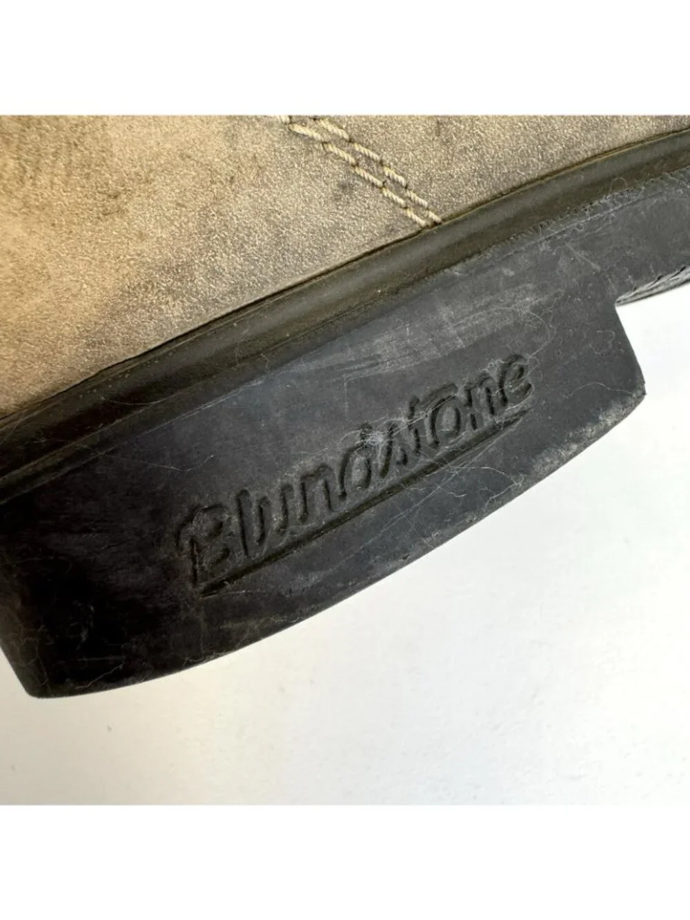 Blundstone chelsea boots