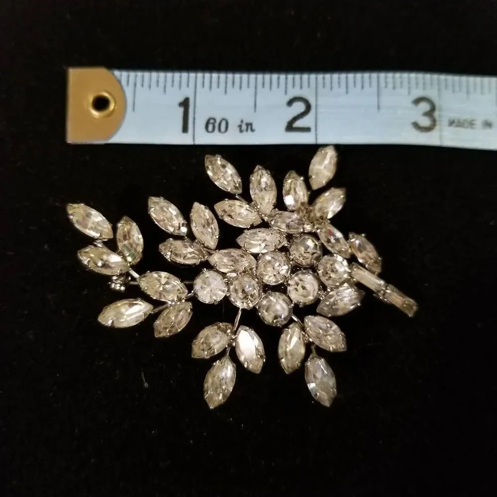 Vintage clear rhinestone
