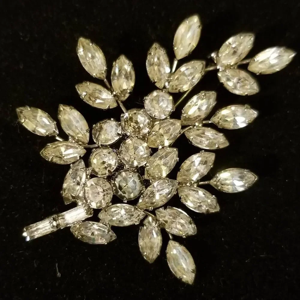 Vintage clear rhinestone
