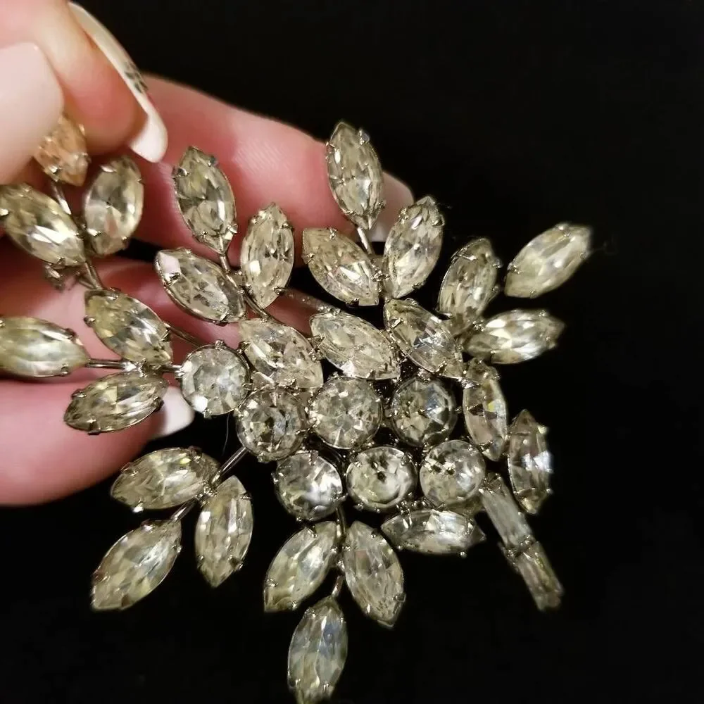 Vintage clear rhinestone