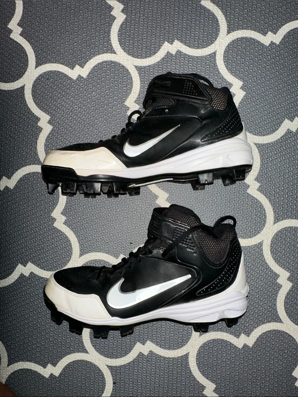 Nike Huarache baseball shoes size 7.5 men’s