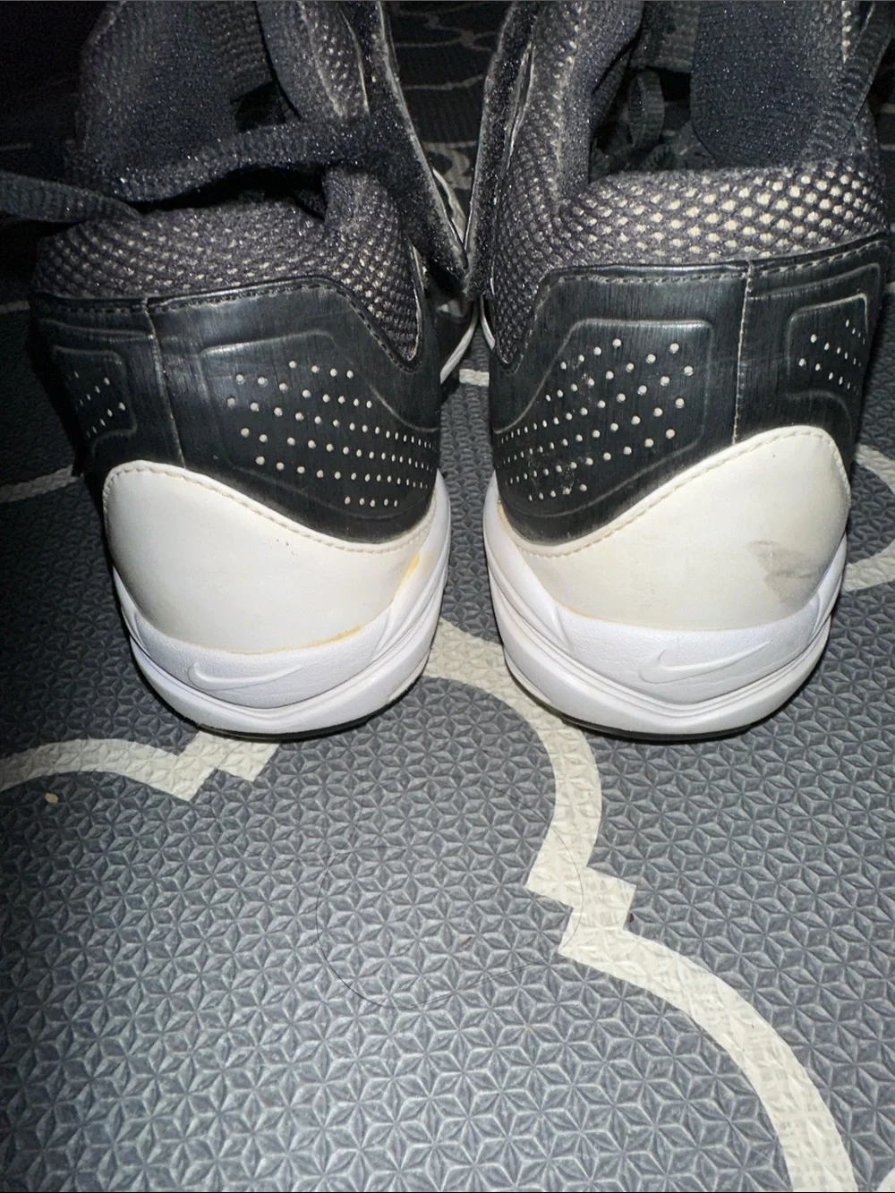 Nike Huarache baseball shoes size 7.5 men’s