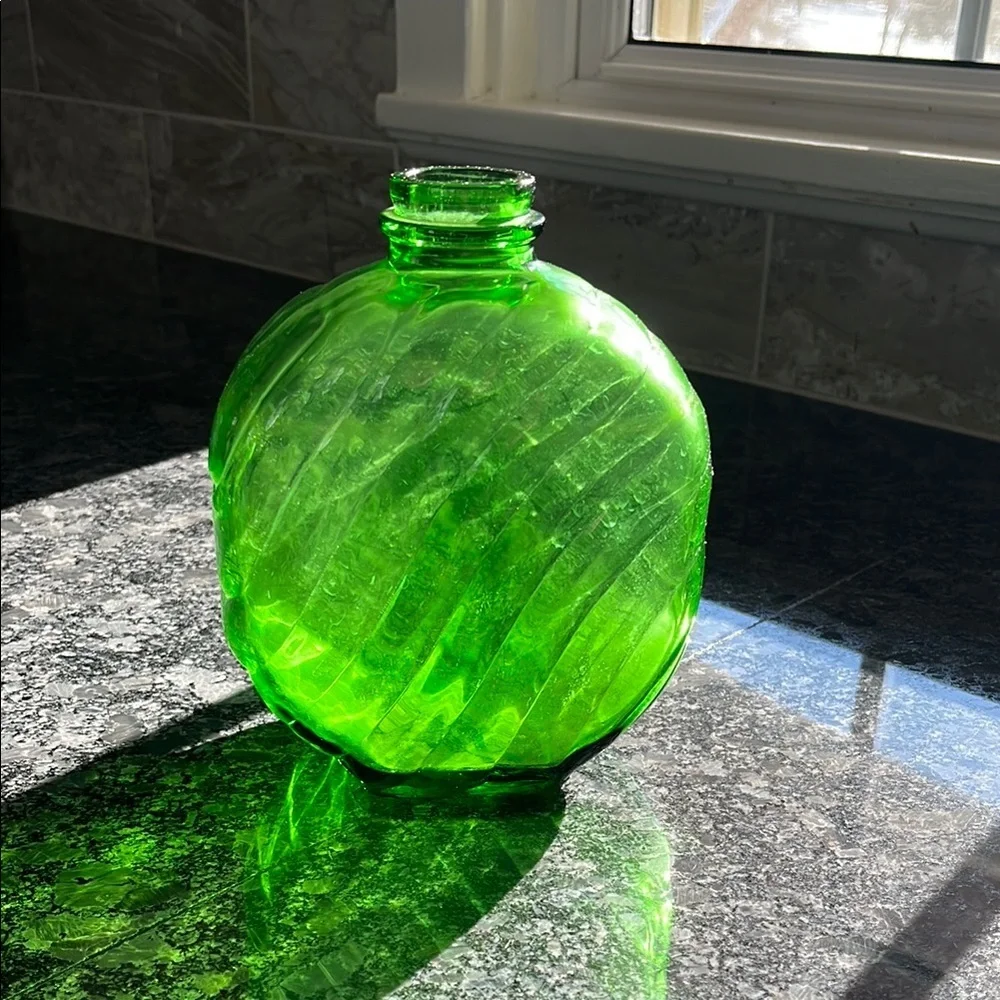 Vintage Green Duraglass Refrigerator Bottle Green Diagonal Lines Art Deco No Lid