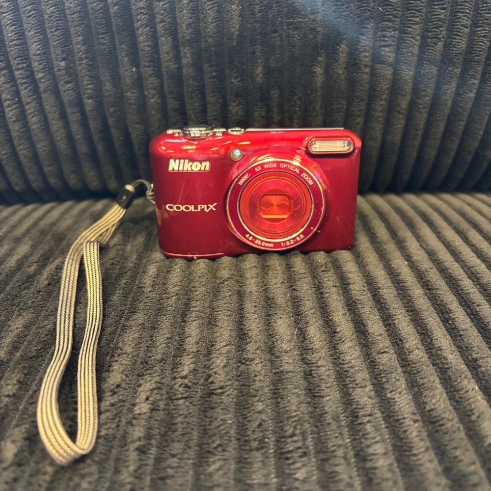 Nikon Coolpix L28 Red 20.1MP Digital Camera 5x Wide Optical Zoom HD Video