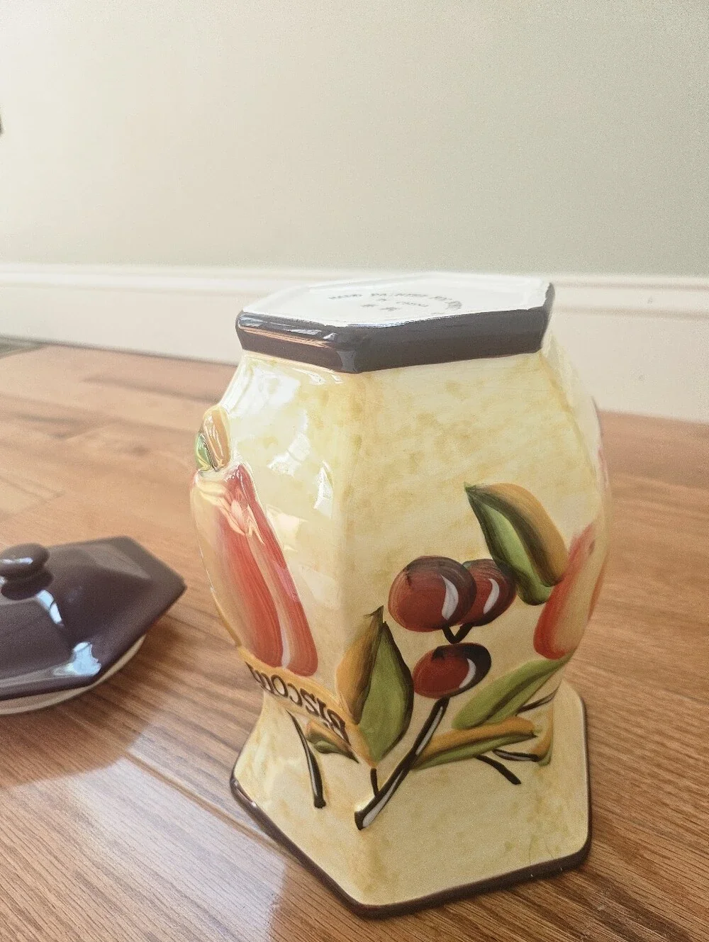 Biscotti hand painted