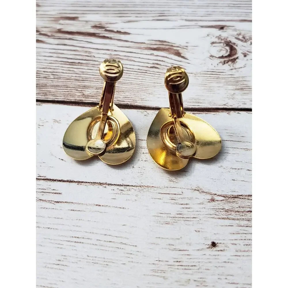 Vintage clip earrings
