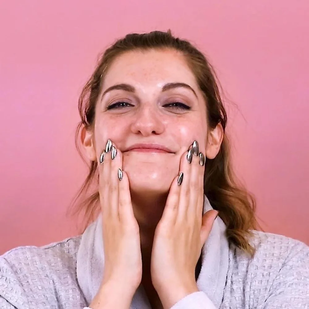 Avon features >>offer accepted