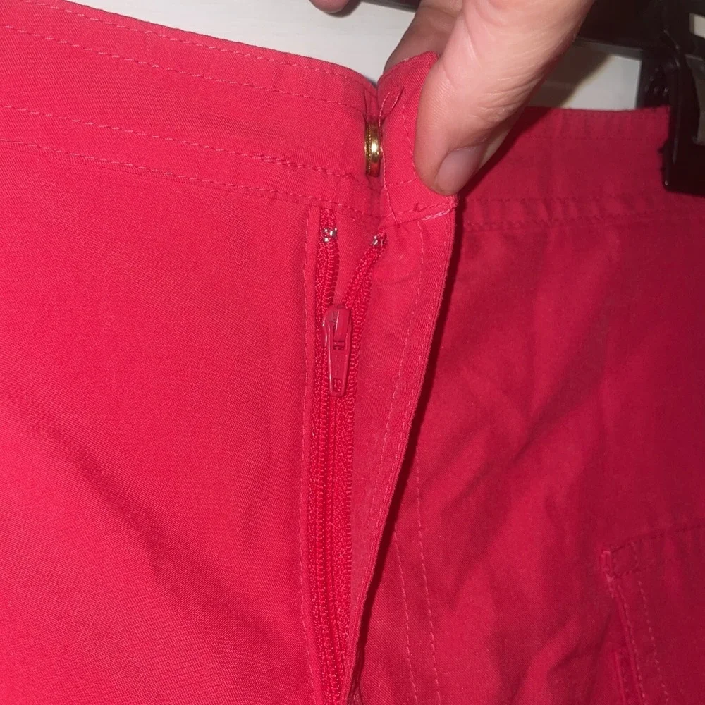 Liz Claiborne Lined Red Shorts Gold‎ Details Sz 12