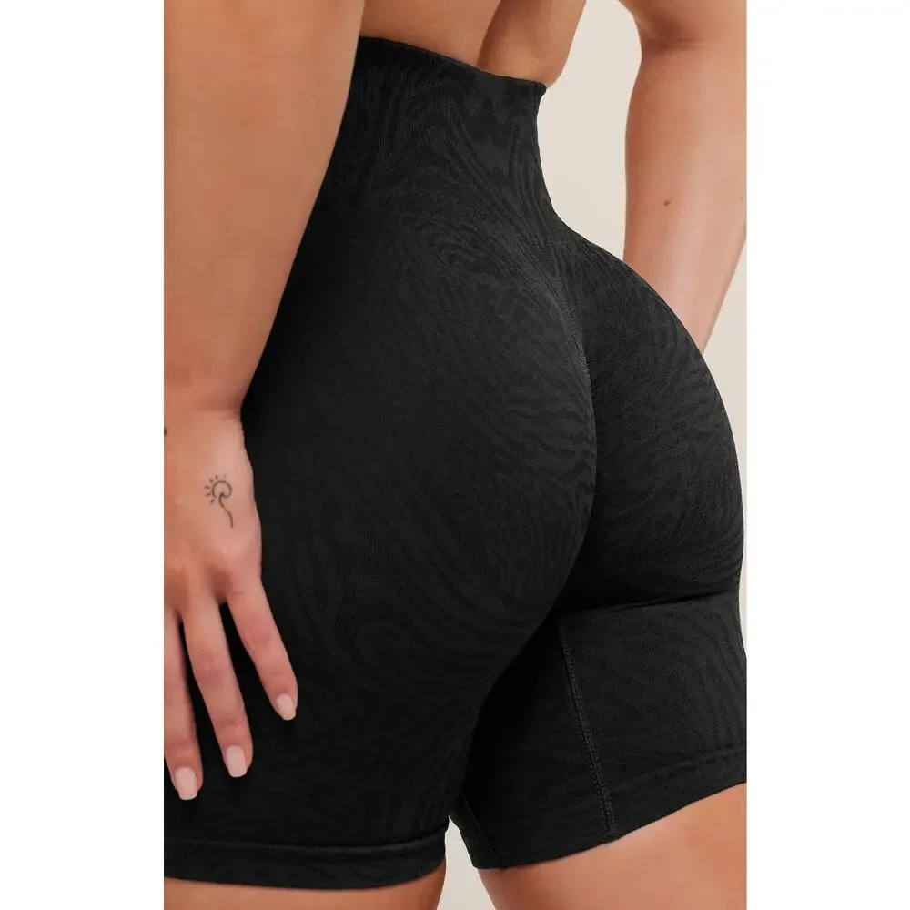 GYMSHARK 