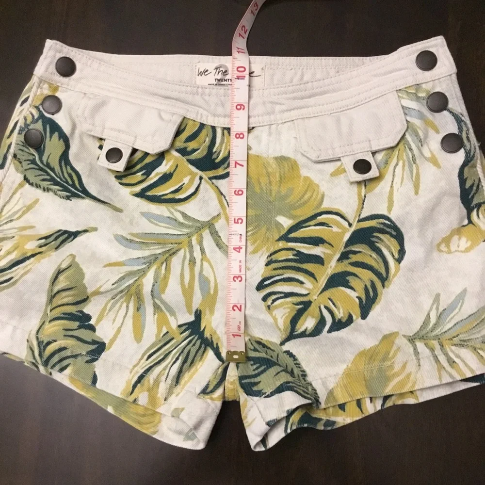 Free People Tropical Combo Denim Shorts Sz 26