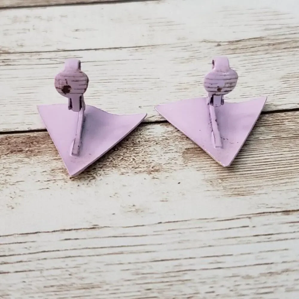 Vintage Clip On Earrings 1