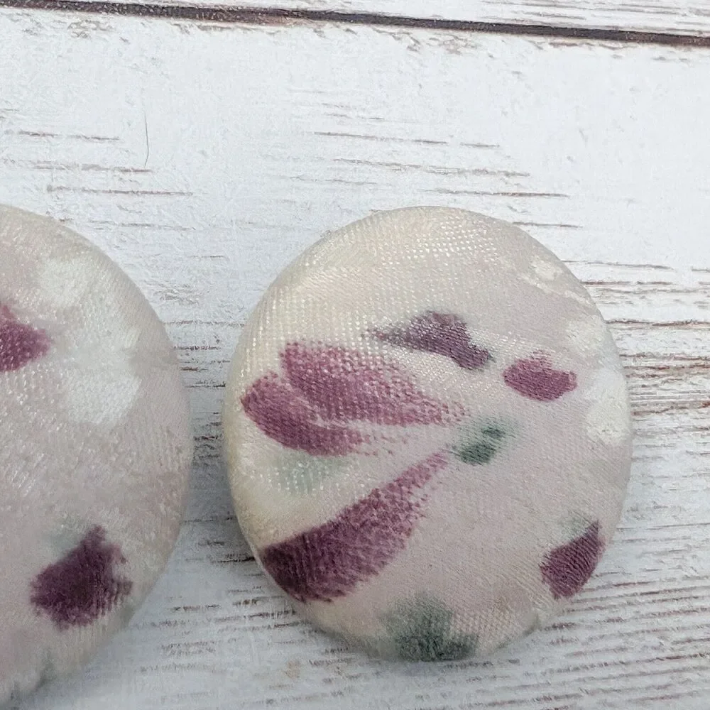 Vintage clip earrings