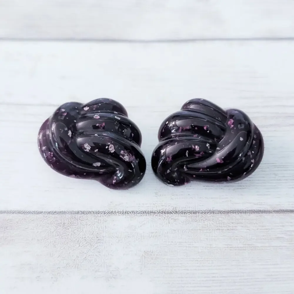Vintage clip earrings