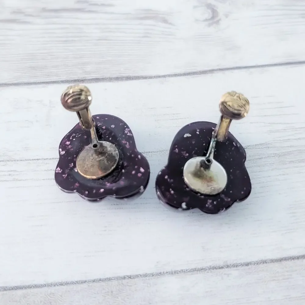 Vintage clip earrings