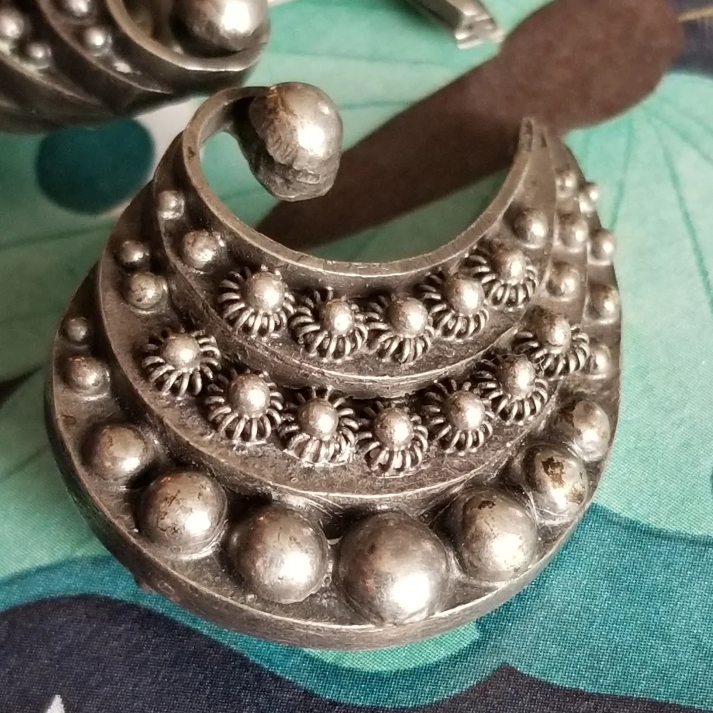 Vintage beautiful clip