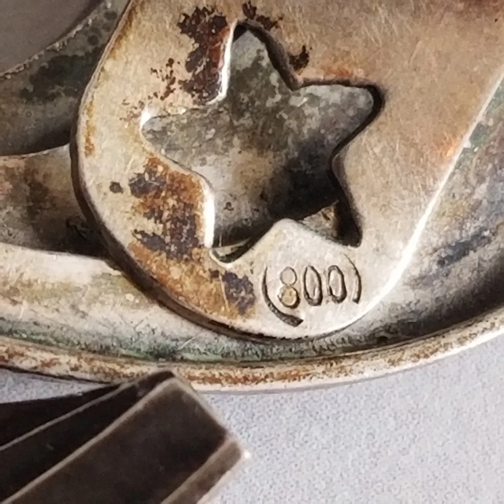 Vintage beautiful clip