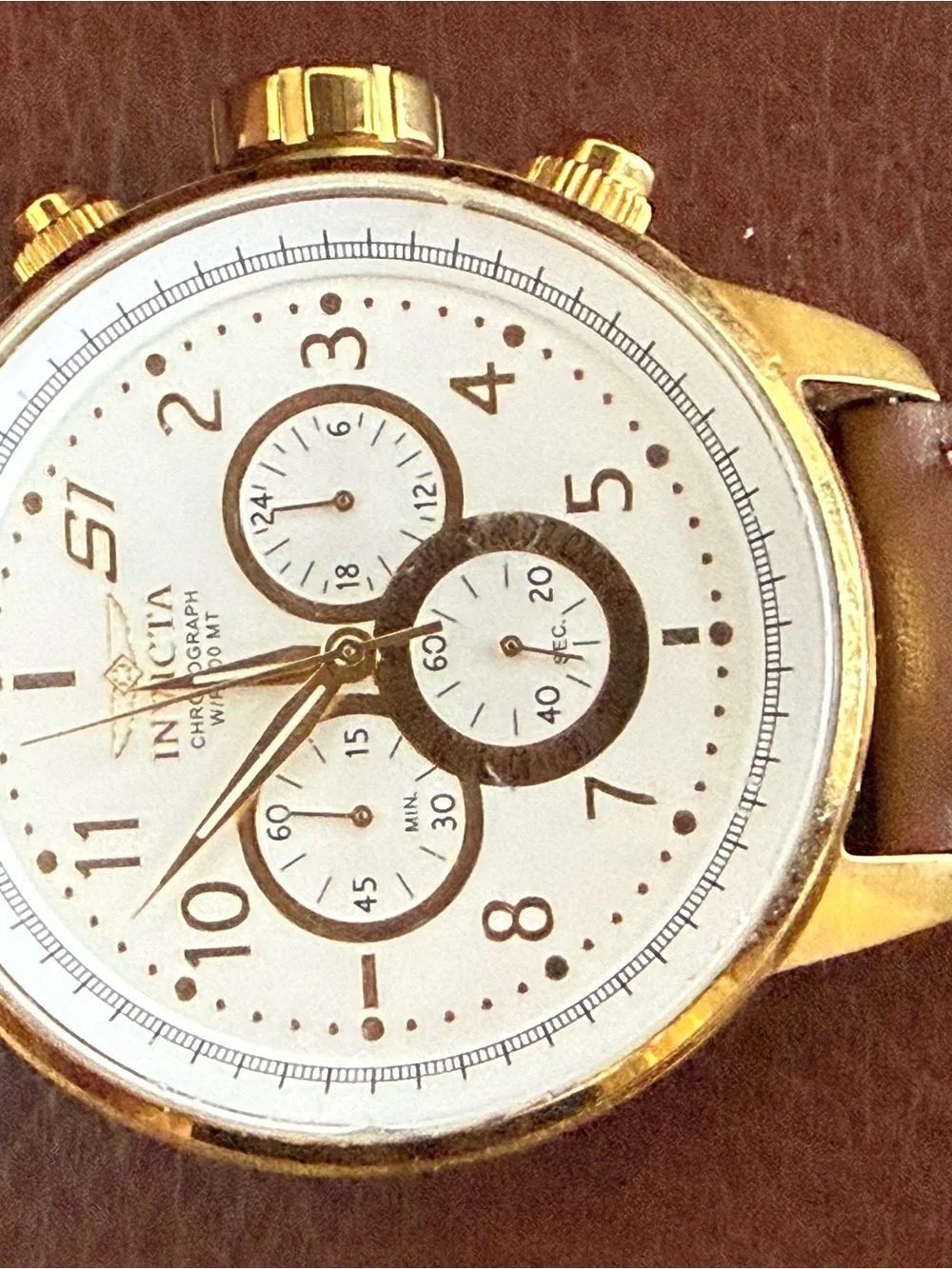 Invicta elegant chronograph