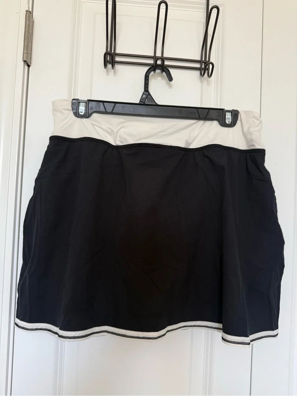 None versatile black