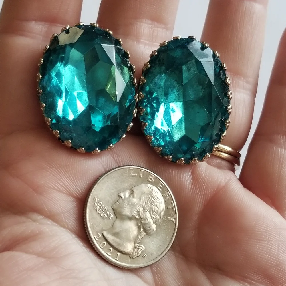 Vintage huge Coro clip earrings big aqua blue glass gems facted oval glam jewel