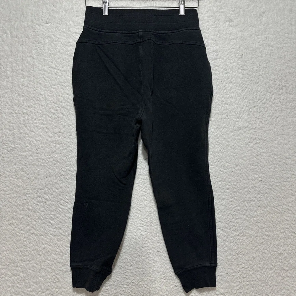 Lululemon Women's Size 4 Scuba High Rise French Terry‎ Jogger Black Pockets Logo