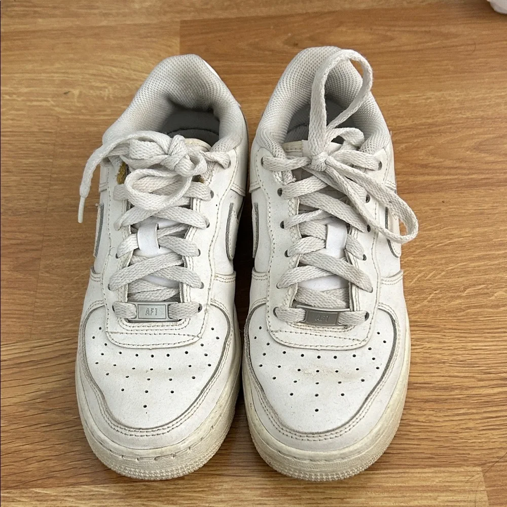 Nike stylish off