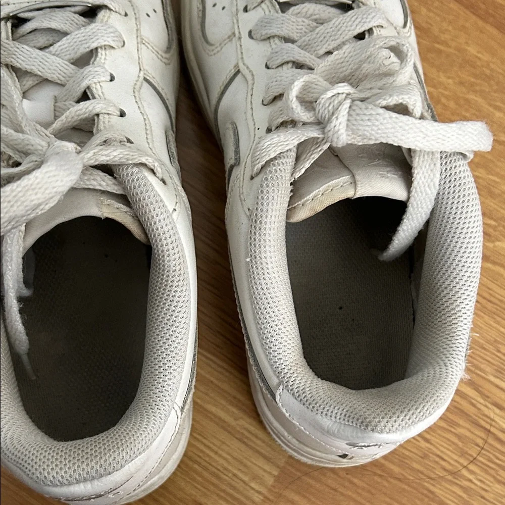 Nike stylish off