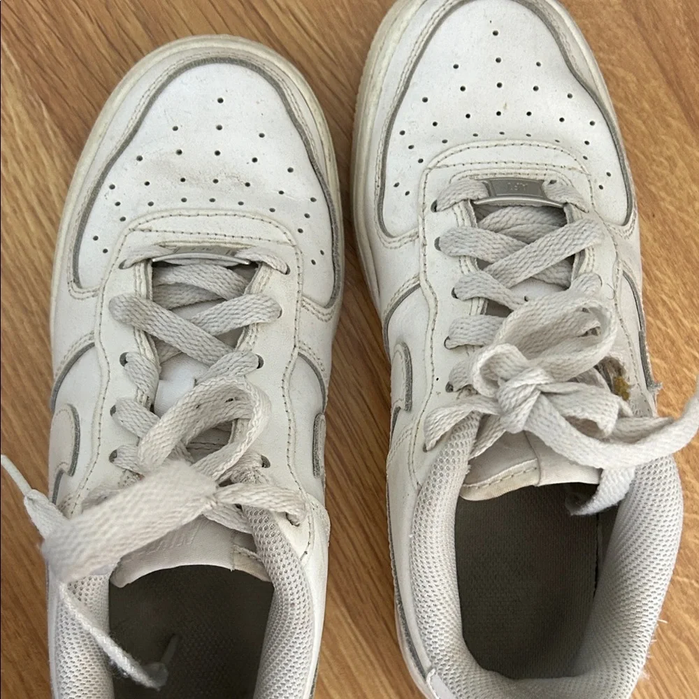 Nike stylish off