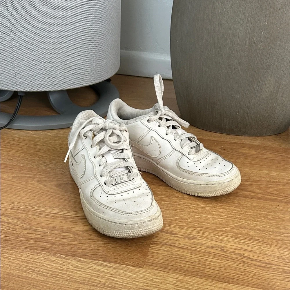Nike stylish off