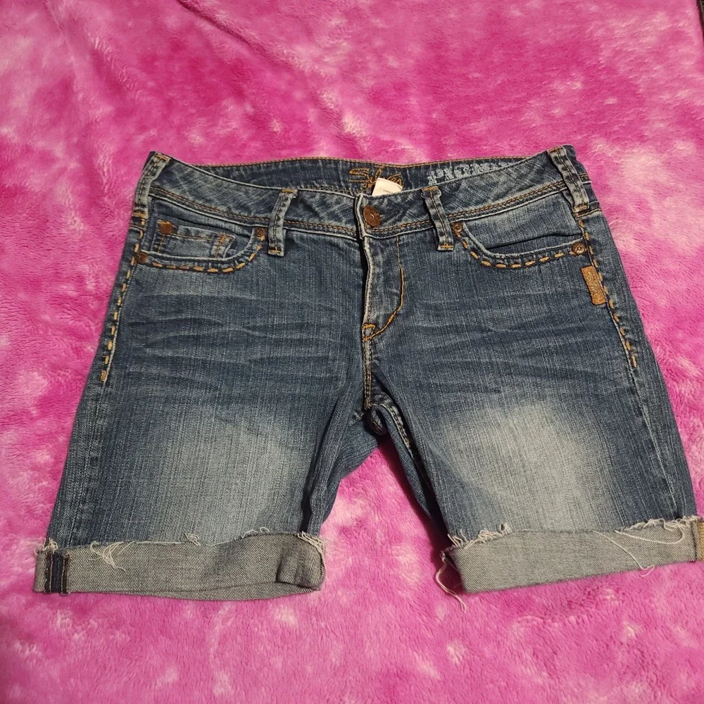 Silver Jeans Pioneer Denim Shorts Womens 29 Medium‎ Wash Low Rise Cuffed