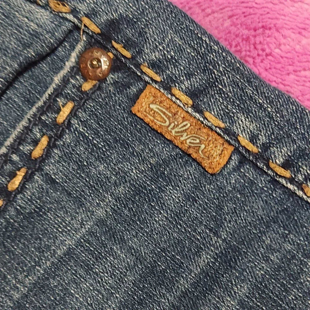Silver Jeans Pioneer Denim Shorts Womens 29 Medium‎ Wash Low Rise Cuffed