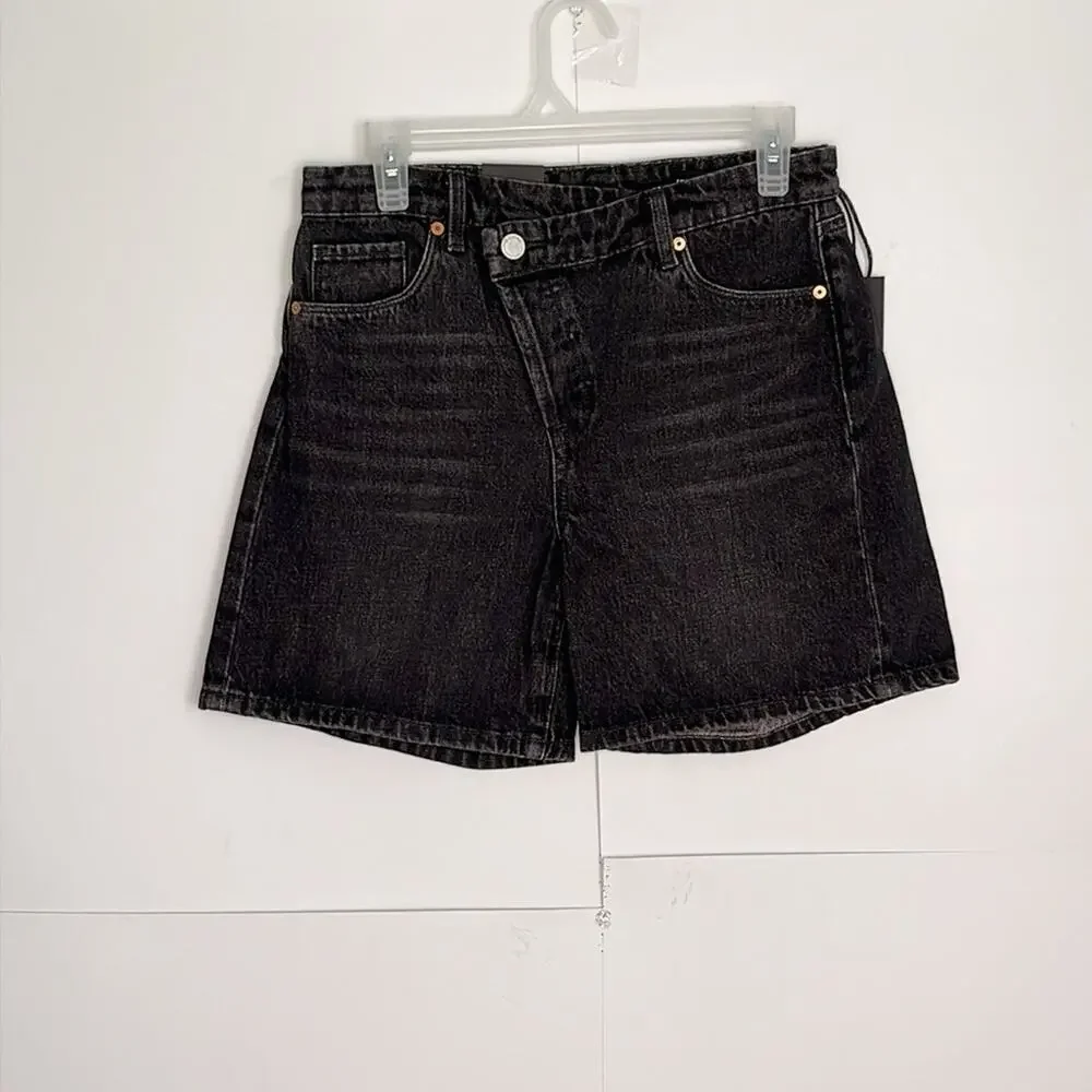 NWT Blank NYC  The Warren Short