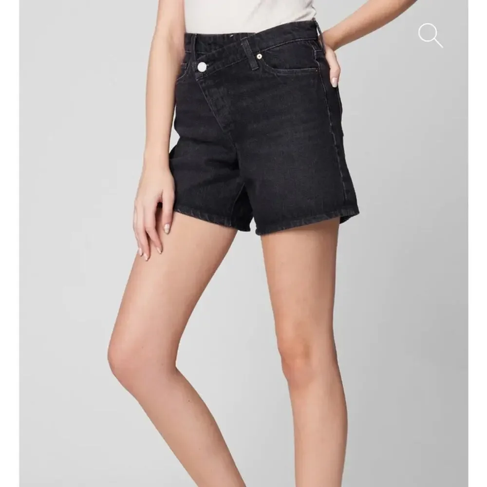 NWT Blank NYC  The Warren Short