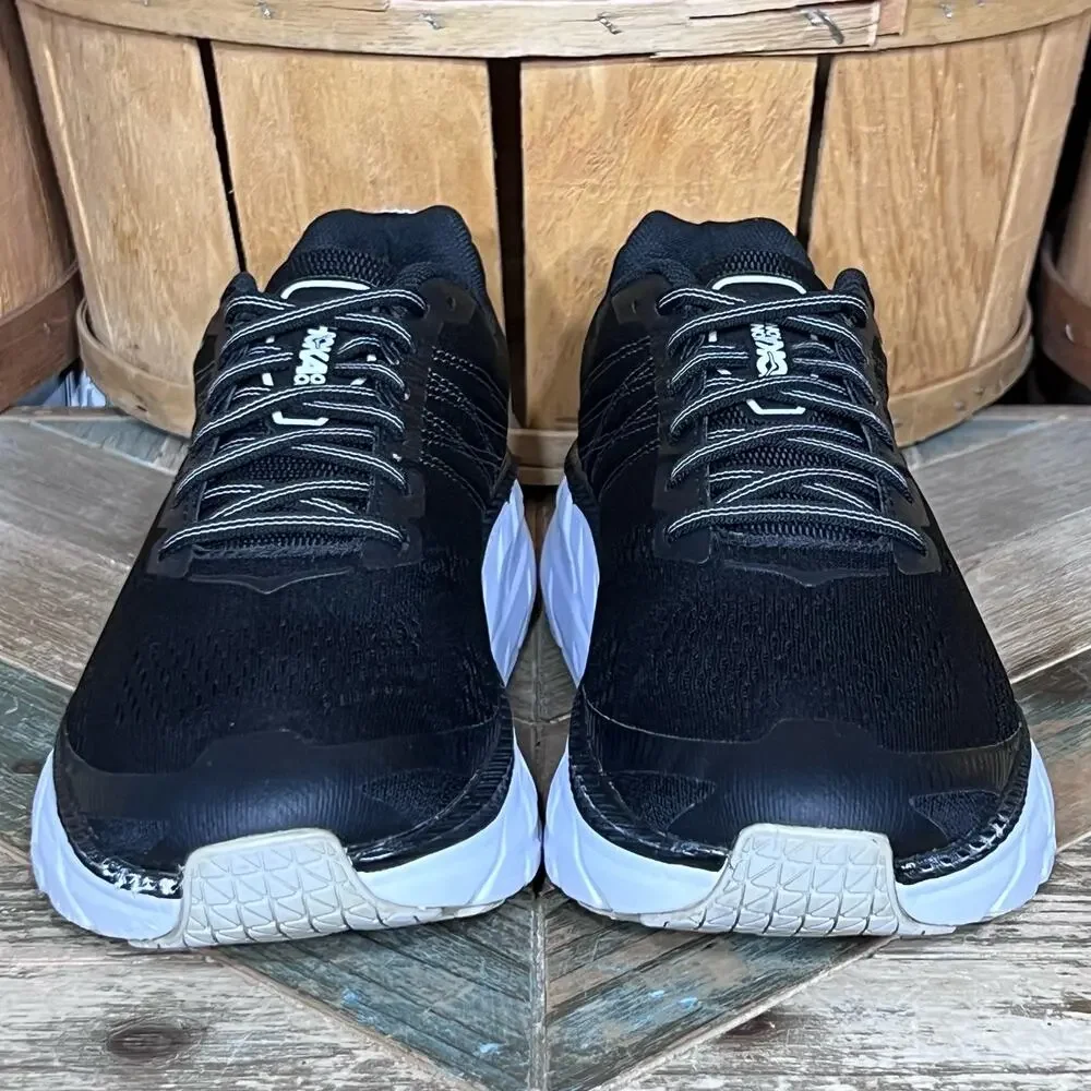 Hoka One One Clifton 6 Black White 1102872 Comfort Running Shoes Mens Size 9.5
