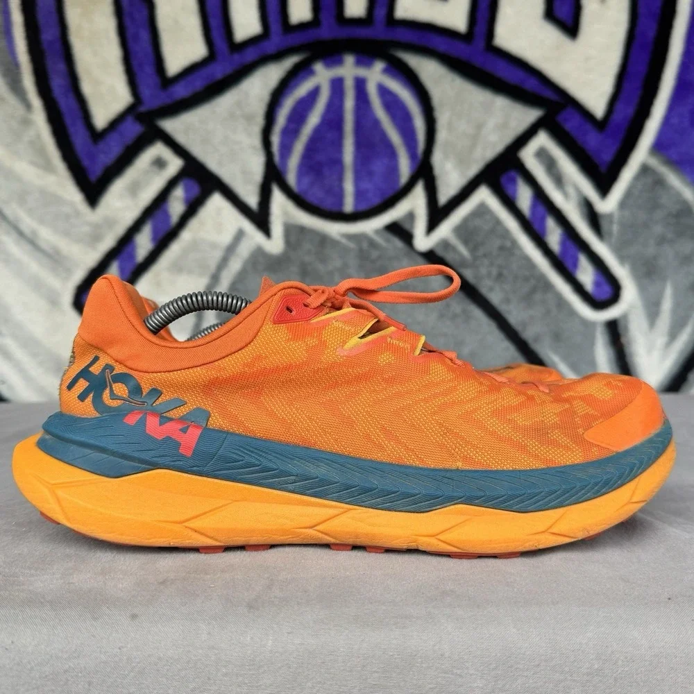 Hoka One One cushioned tecton make