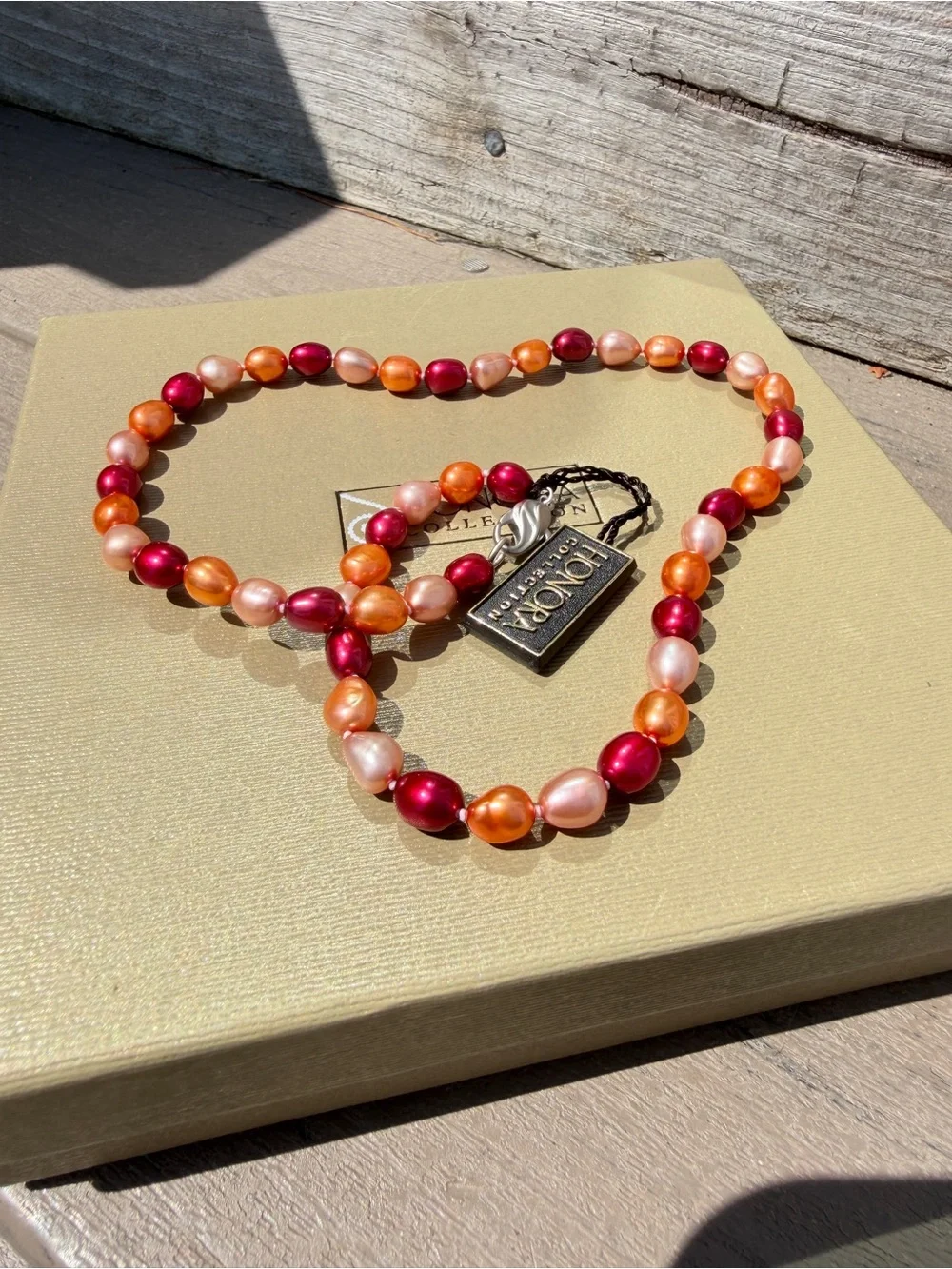 Honora due antique genuine