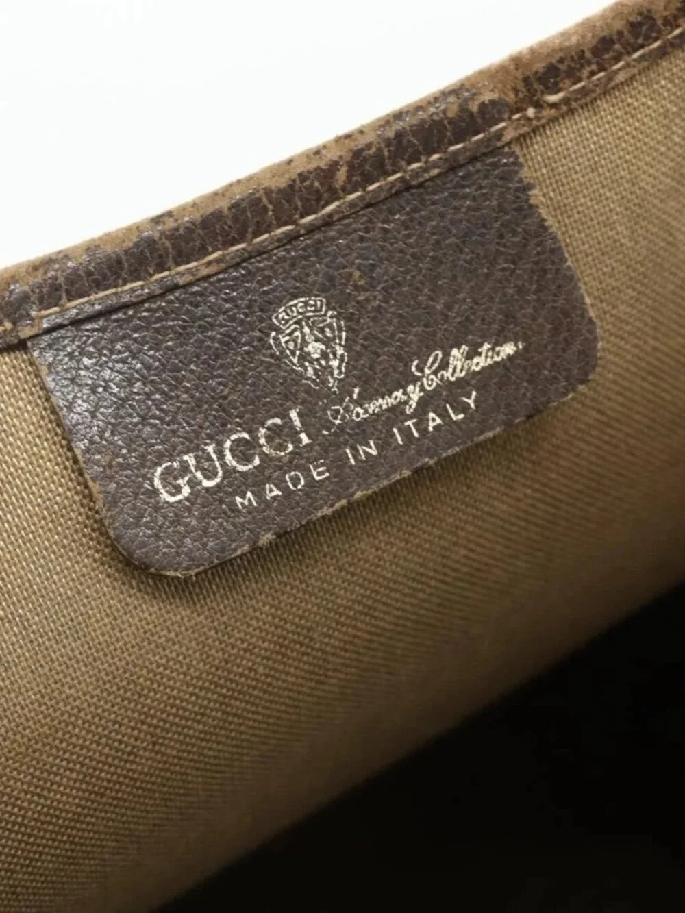 Gucci brand	gucci color	beige