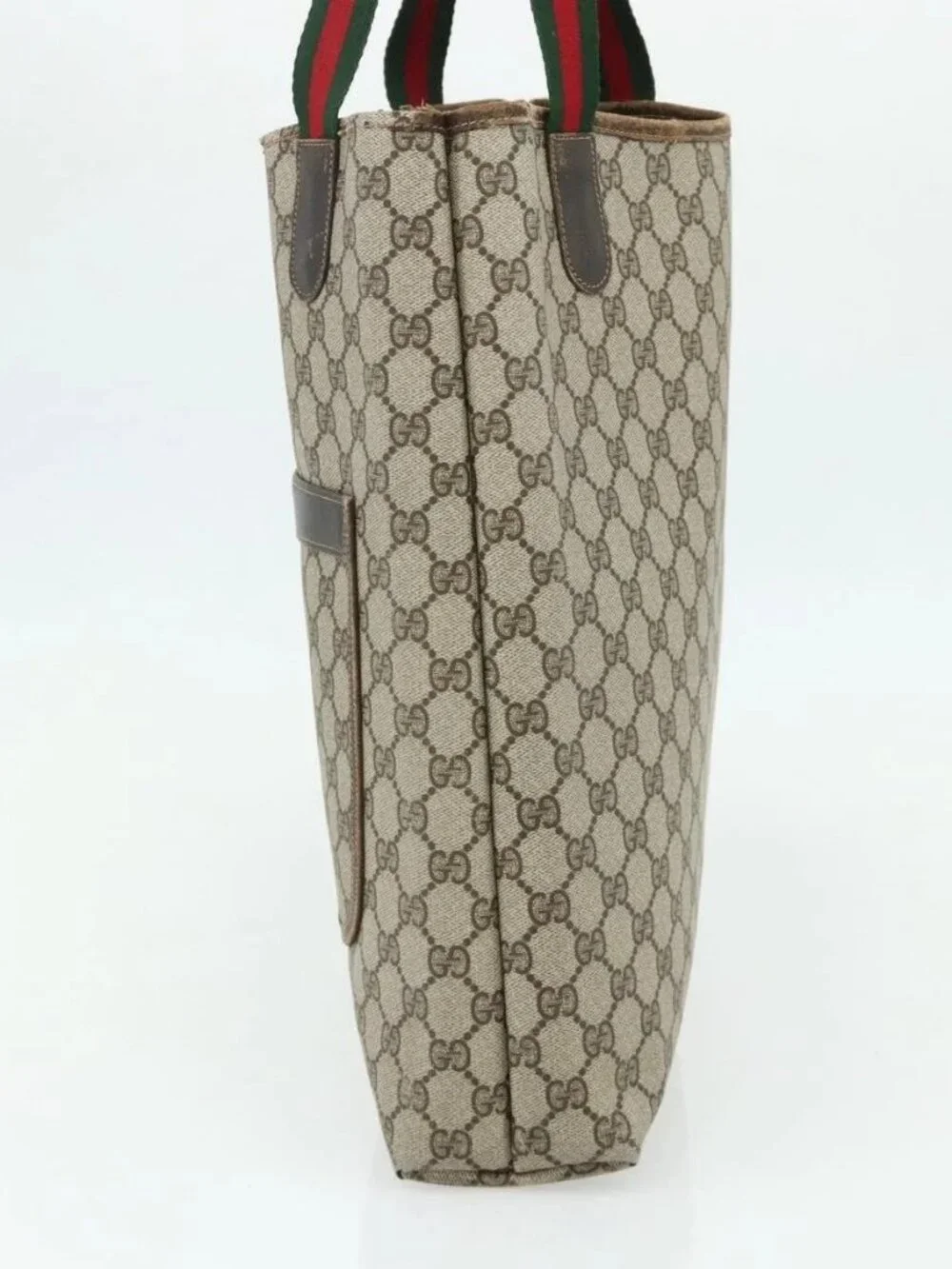 Gucci brand	gucci color	beige