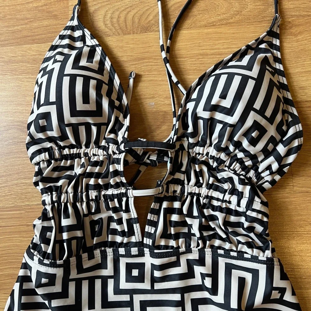 N/A one piece