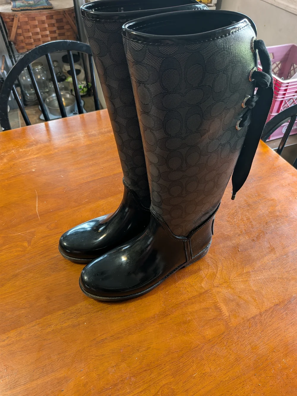 N/A sleek tall