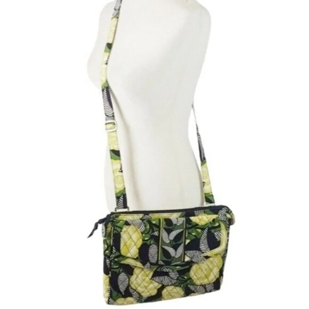 Vera Bradley excellent pre